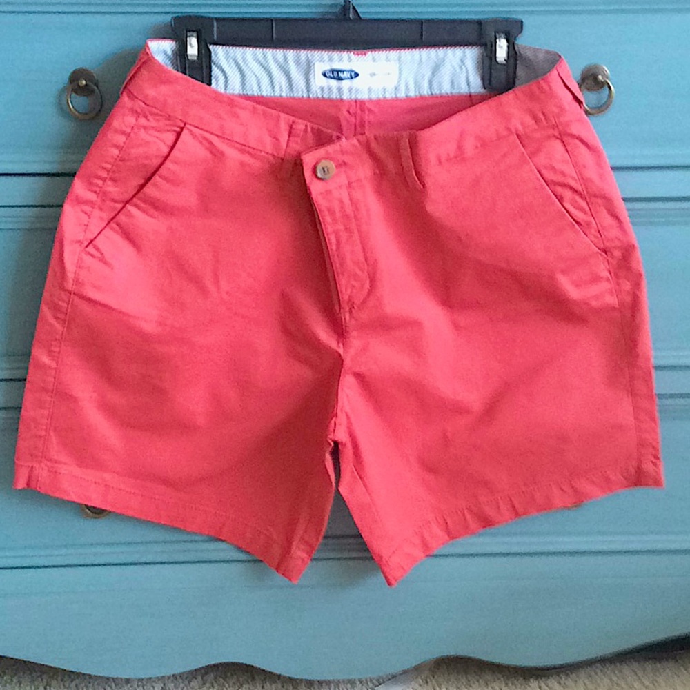 Old Navy shorts size 12 in red orange